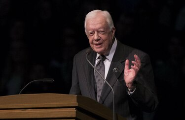 Expresidente Jimmy Carter revela que tiene cáncer