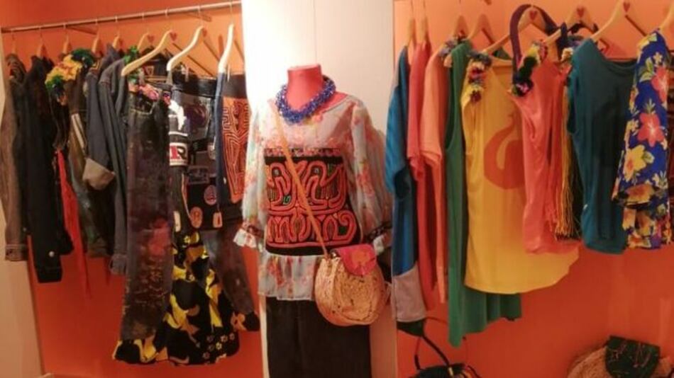 Diseños panameños, en la tienda Agatha Ruiz de la Prada en Madrid