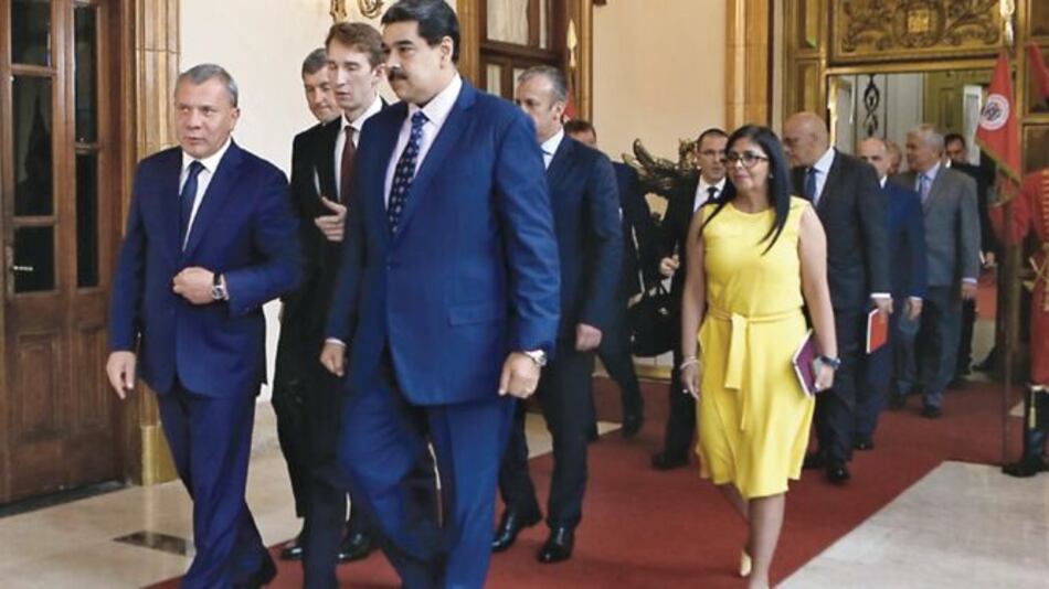 Venezuela y Rusia renuevan contratos