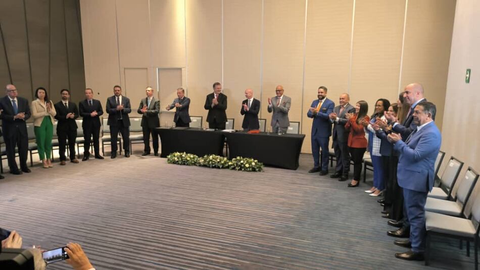 Estados Unidos autoriza a Chevron a reanudar operaciones de extracción en Venezuela