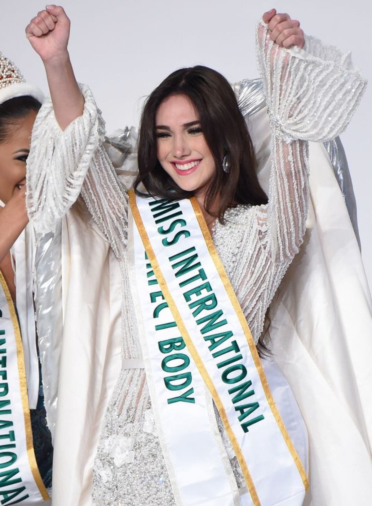 La candidata de Venezuela se corona Miss Internacional 2015 en Tokio