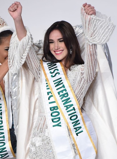 La candidata de Venezuela se corona Miss Internacional 2015 en Tokio