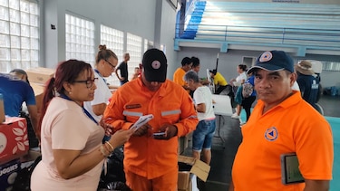 Incendio en San Felipe deja 22 familias damnificadas; serán trasladadas a un albergue temporal