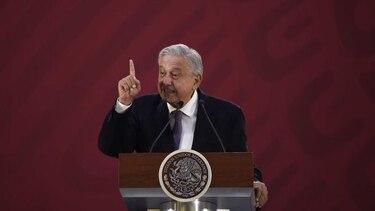 López Obrador ordena abrir archivos de espionaje y persecución a opositores en México