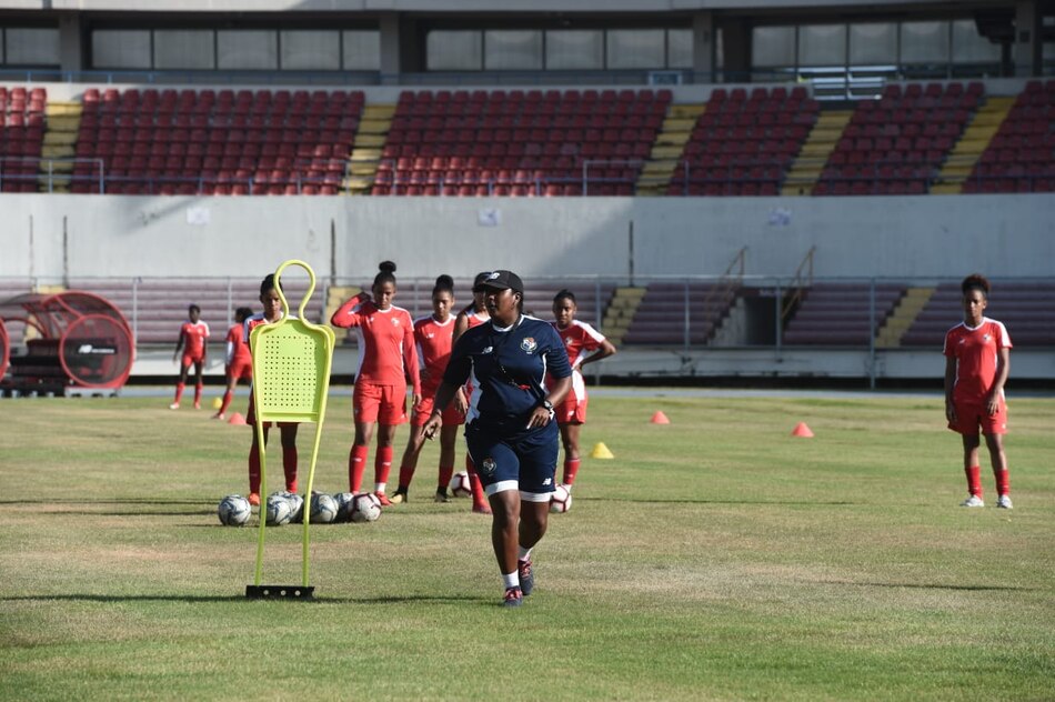 Selección femenina de Panamá se rehúsa a entrenar ante la falta de pago de viáticos