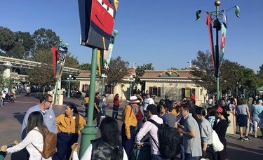 Disneylandia se recupera tras apagón