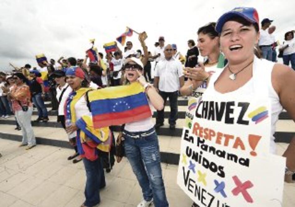 El mundo protesta en contra de Chávez
