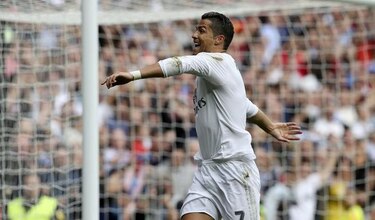 Barcelona y Real Madrid dominan la liga española