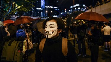 Enfrentamientos en Hong Kong durante el quinto aniversario del 'Movimiento de los paraguas'