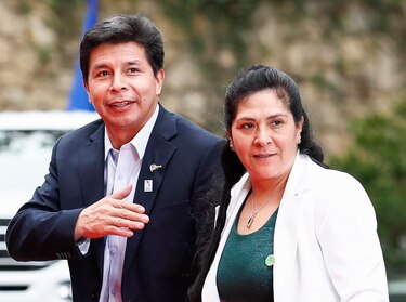 Primera dama de Perú acude como testigo a la Fiscalía en caso de corrupción