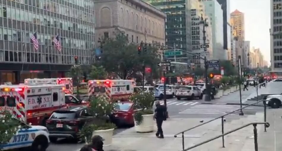 Al menos tres heridos, incluido un policía, en un tiroteo en Nueva York