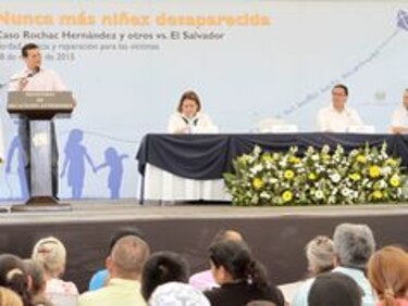 Estado salvadoreño pide perdón por desaparición de niños en guerra civil