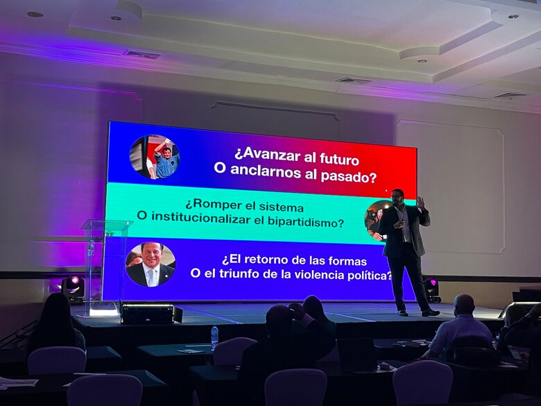 Tácticas políticas y recetas para vender un candidato