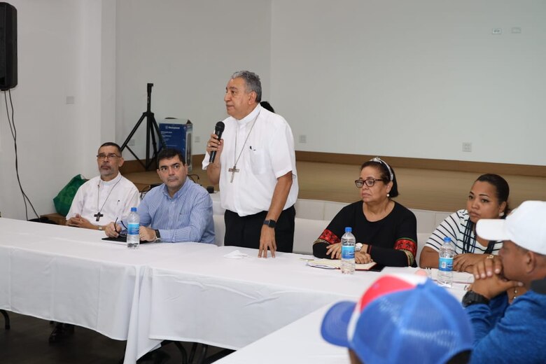 Alianzas se reúnen en Penonomé para acordar una sola agenda y escoger la sede de la mesa única de diálogo