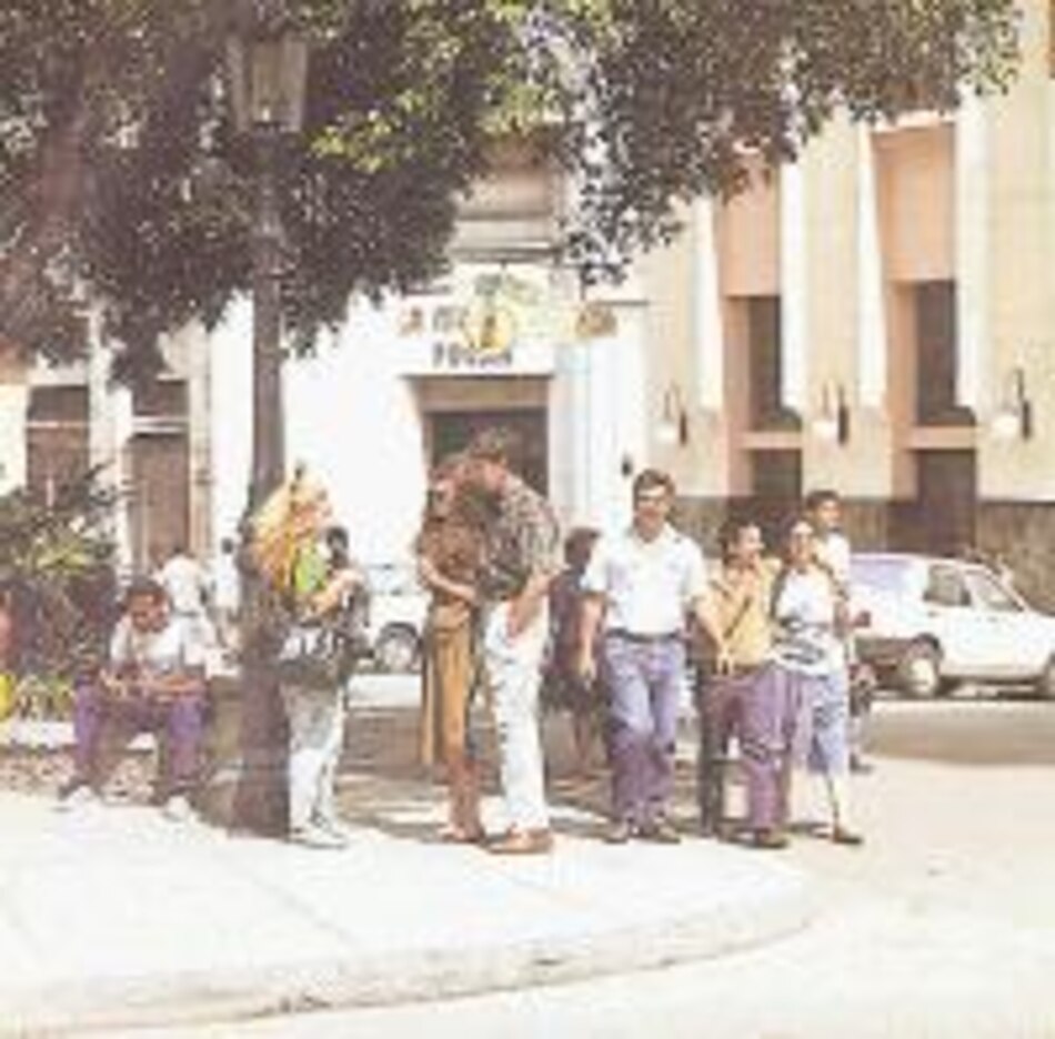 Se activa bolsa de permutas en Cuba