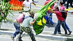 CONFRONTACIÓN ENTRE PARTIDARIOS Y DETRACTORES DE LULA