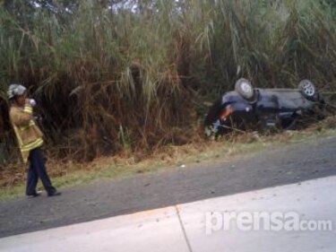 Accidente en vía hacia el puente Centenario provoca tranque