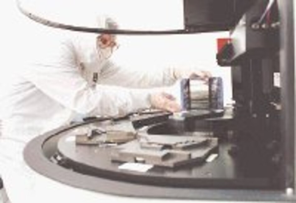 Texas Instruments y Qualcomm compiten por teléfonos móviles