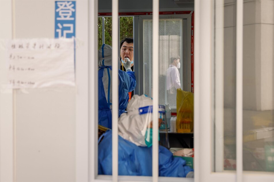 EMA: la ‘pandemia no ha terminado’ y habrá ‘nueva ola en próximas semanas’