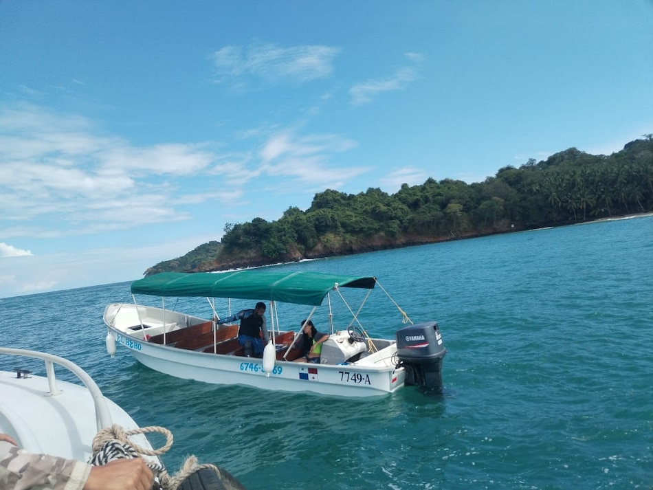 Senan rescata 11 turistas en isla Bolaños