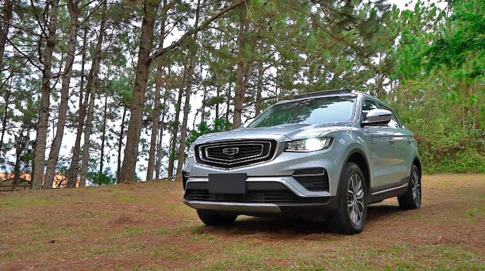 Nueva SUV Geely Azkarra con tecnología híbrida ligera y un diseño excepcional