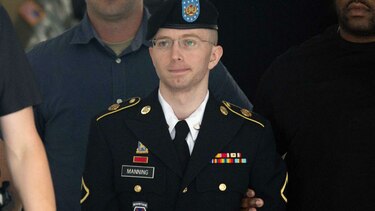 Obama conmutó la pena a Chelsea Manning, quien fuera fuente de WikiLeaks