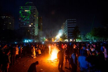 Luces y protestas abrieron la nueva década