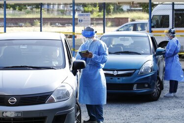 Puntos de auto rápido para hisopados estarán abiertos los fines de semana, previo al Carnaval