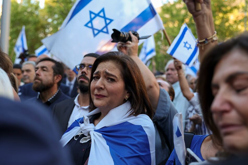 Elon Musk tiene un plazo de 24 horas para explicar cómo va a eliminar el contenido ‘terrorista’ de X