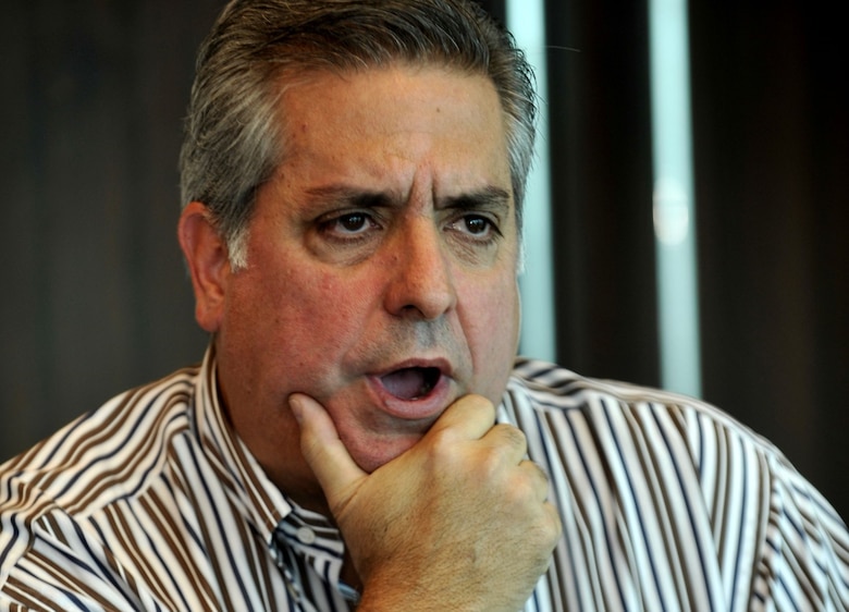 Rogelio Oruña y los negocios con olor a negociados