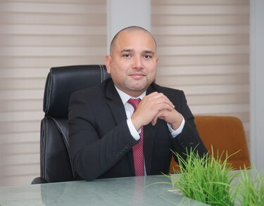 Grupo Achurra, Navarro y asociados: Creciendo con nuestros clientes