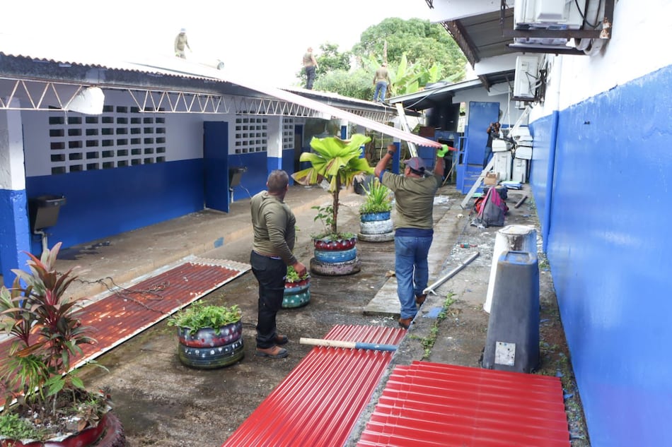 Meduca lanza millonario plan piloto para monitoreo de escuela