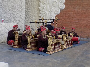 Panamá e Indonesia unidos por la música