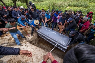 Entierran en Guatemala a migrante de 13 años fallecido en tragedia de Texas