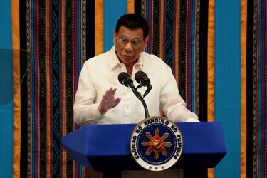 Rodrigo Duterte, el polémico y sangriento presidente saliente de Filipinas