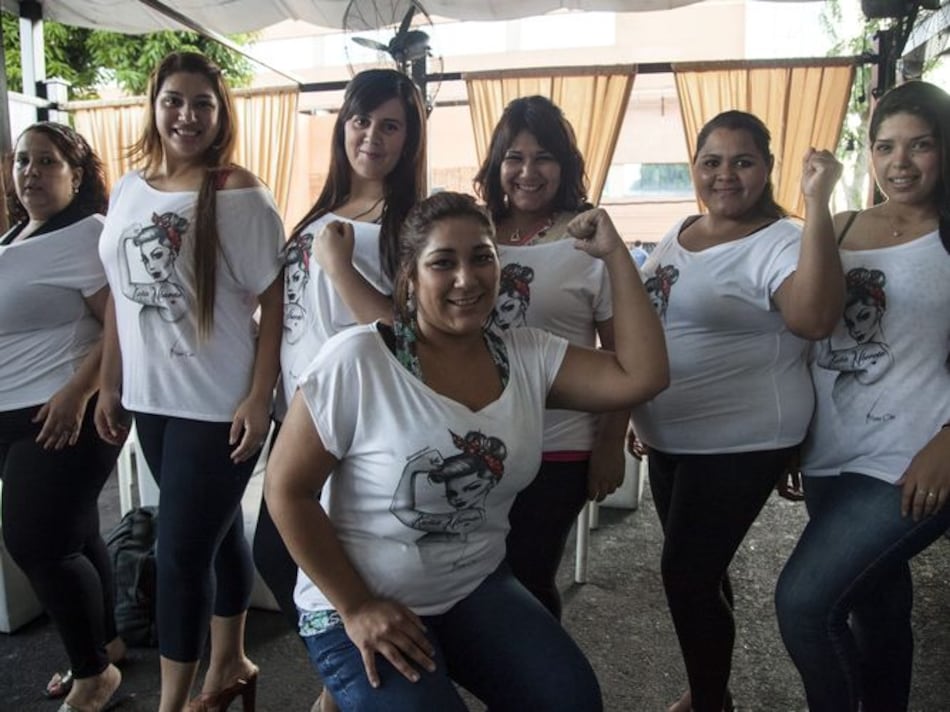 Trece paraguayas aspiran a la corona de Miss Gordita