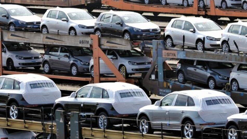 Suspenden acto de convenio marco para autos del Estado