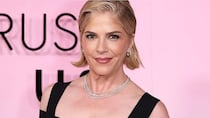 La actriz estadounidense Selma Blair es acusada de agresión tras un incidente con las azafatas durante un vuelo