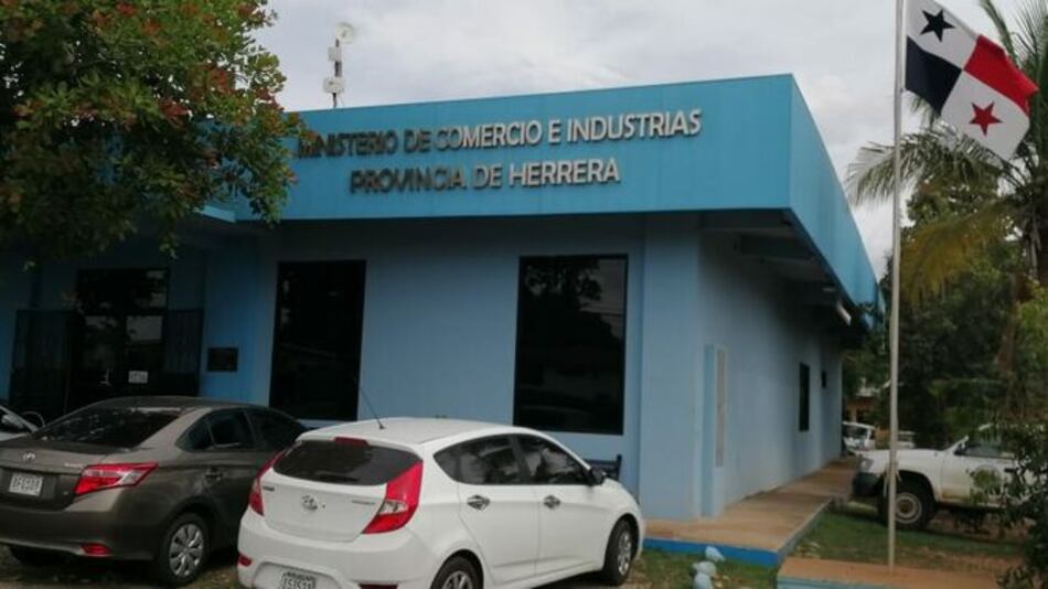 Malhechores hurtan la caja menuda en oficinas del MICI en Herrera