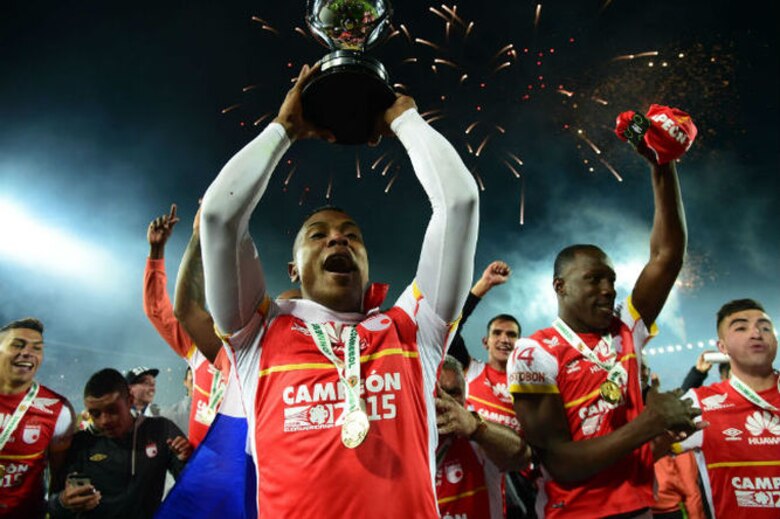 Santa Fe celebra su primera corona en la Copa Sudamericana