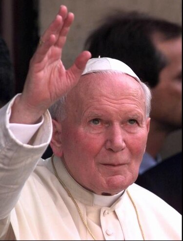 Apuntes de Juan Pablo II serán publicados