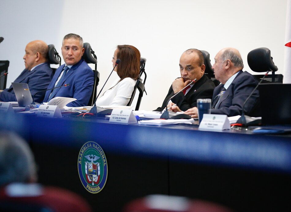 Noveno día de consultas sobre el proyecto de reformas a la Caja de Seguro Social