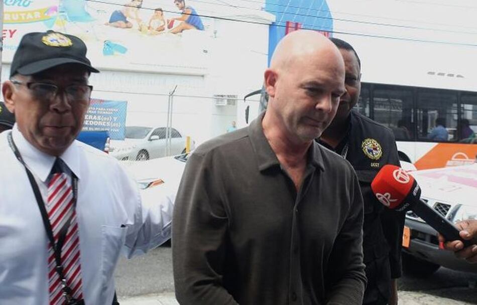 Gustavo Pérez delata a Ronny Rodríguez