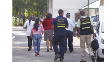 Condenan a los exagentes William Pittí y Ronny Rodríguez a seis años de prisión por la pérdida de la máquina pinchadora