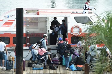 AMP y Minsa facilitan transbordo de tripulantes de crucero anclado en aguas panameñas