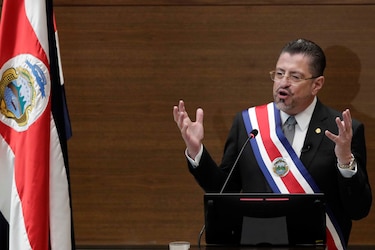 Costa Rica cumple con plan del FMI y pide 710 millones de dólares