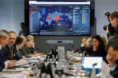 OMS eleva amenaza internacional del coronavirus a ‘muy elevada’