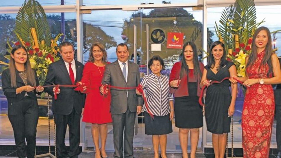 Multibank inaugura nueva sucursal ubicada en El Dorado City Center