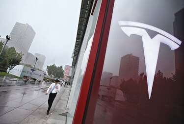 Musk elimina nuevamente puestos de trabajos en Tesla