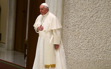 El papa pide abrir corredores humanitarios en Mariúpol y denuncia destrucción de la ciudad